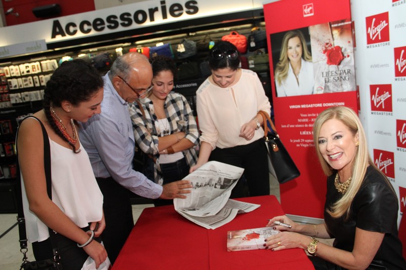 Book Signing of Liés Par Le Sang by Marie Josée Poisson 